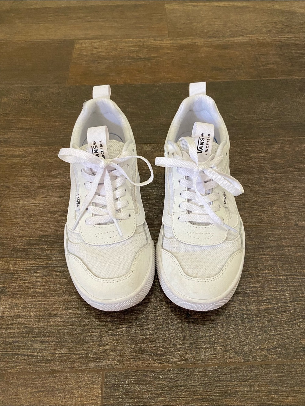 Vans Women’s White Sneakers